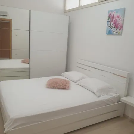 Ivano Apartment
